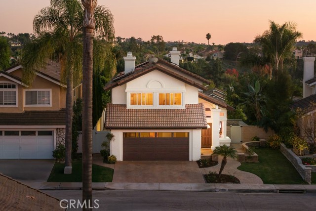Detail Gallery Image 1 of 58 For 24912 Eaton Ln, Laguna Niguel,  CA 92677 - 4 Beds | 2/1 Baths