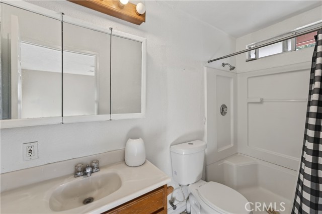 Detail Gallery Image 26 of 42 For 15254 Las Piedras Dr, Victorville,  CA 92395 - 4 Beds | 2 Baths