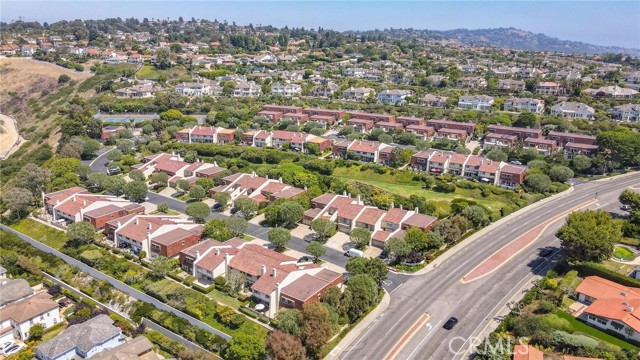 63 Cresta Verde Drive, Rolling Hills Estates, California 90274, 3 Bedrooms Bedrooms, ,1 BathroomBathrooms,Residential,For Sale,Cresta Verde,PV24181182