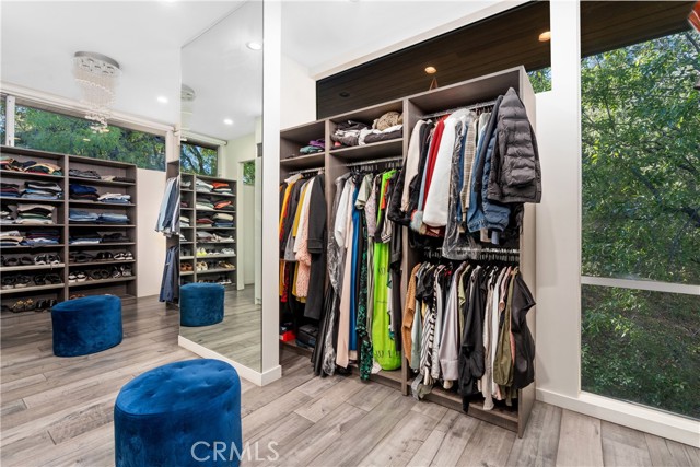 Detail Gallery Image 17 of 39 For 22 Round up, Bell Canyon,  CA 91307 - 6 Beds | 6/1 Baths