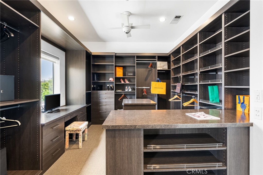 MLS #OC25238572 image #21