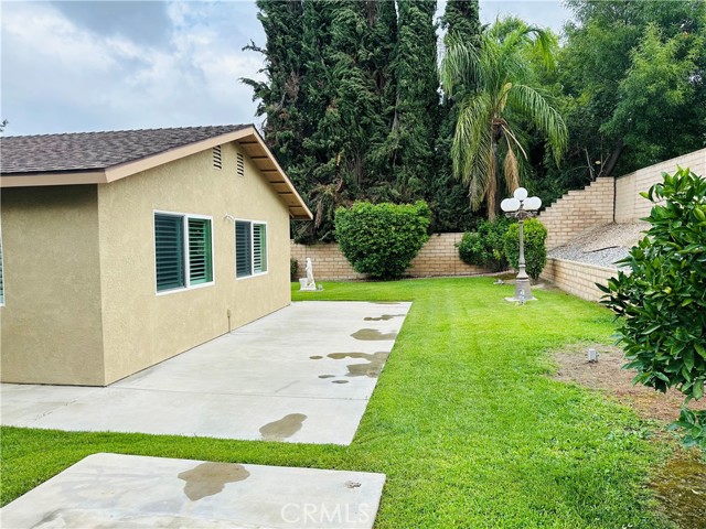 26051 Lawton Avenue, Loma Linda CA: https://media.crmls.org/medias/80339efc-f72b-43f6-b74e-fba5e67644b4.jpg