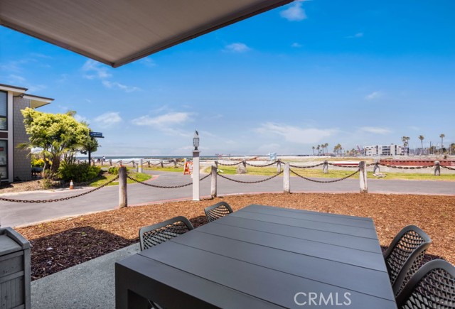 Detail Gallery Image 3 of 23 For 999 N Pacific St #F13,  Oceanside,  CA 92054 - 2 Beds | 2 Baths