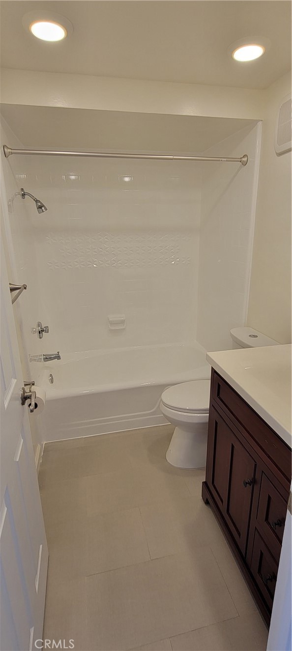 4251 W Sarah Street, Burbank CA: https://media.crmls.org/medias/803763a9-f408-4f33-8058-30f2bd5a59b3.jpg
