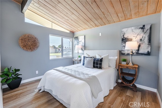 5835 Los Santos Way, Buena Park CA: https://media.crmls.org/medias/80382ec9-8598-4c2b-a2f7-c03b642634f8.jpg