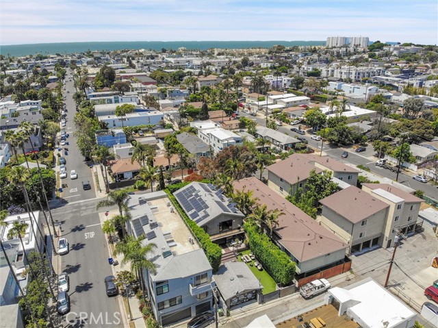 Detail Gallery Image 72 of 75 For 618 6th Ave, Venice,  CA 90291 - 4 Beds | 4 Baths