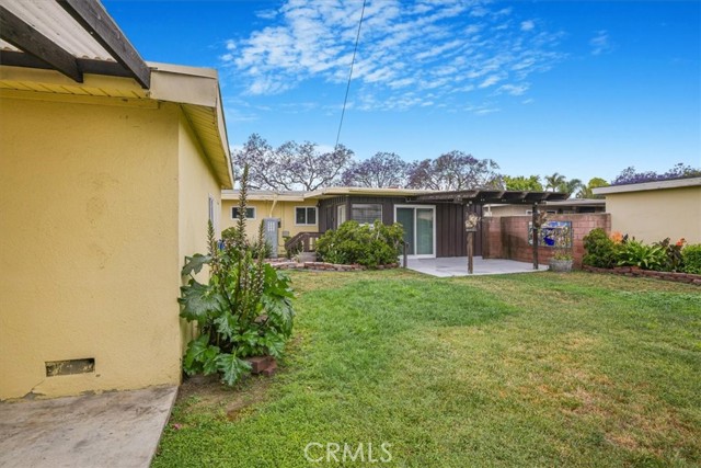 2216 Canehill Avenue, Long Beach CA: https://media.crmls.org/medias/80384a52-1e59-4d0a-a044-24882bd482f6.jpg