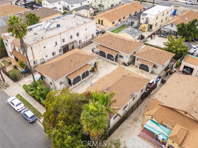 Detail Gallery Image 3 of 18 For 917 E 40th, Los Angeles,  CA 90011 - – Beds | – Baths