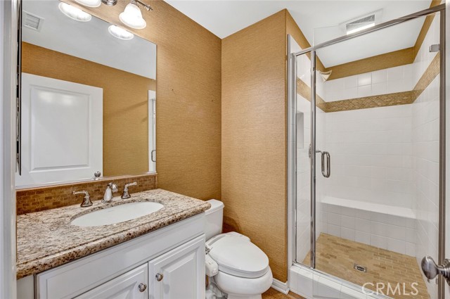 34 Somerton, Irvine CA: https://media.crmls.org/medias/8038a5d3-5270-4a08-840e-b9a1462efa96.jpg