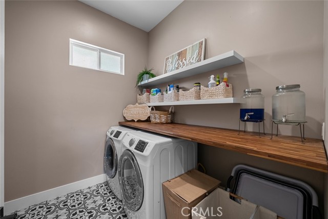 2920 Fairmount Avenue, La Crescenta CA: https://media.crmls.org/medias/80393526-a700-478e-a341-813959e0866e.jpg