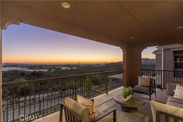 Detail Gallery Image 43 of 69 For 1186 Viejo Hills Dr, Lake Forest,  CA 92610 - 5 Beds | 5/1 Baths