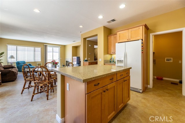 Detail Gallery Image 16 of 47 For 4832 Stargazer Pl, Palmdale,  CA 93552 - 5 Beds | 3 Baths