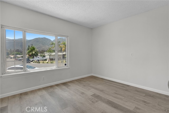 9984 Wrangler Way, Corona CA: https://media.crmls.org/medias/8039dc88-6b26-4ea2-b538-cae2893e6fbd.jpg