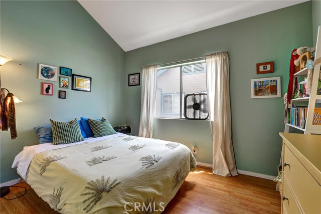 533 Walnut Avenue, Long Beach CA: https://media.crmls.org/medias/803a00e8-3cc9-4f2d-b2e3-60f0937106ec.jpg