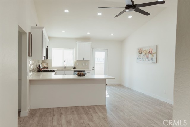 Detail Gallery Image 2 of 20 For 767 Clearwater, Perris,  CA 92571 - 2 Beds | 2 Baths