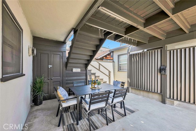 300 34th Street, Newport Beach CA: https://media.crmls.org/medias/803bcfb5-48e4-4933-99b0-ab1554c229c5.jpg