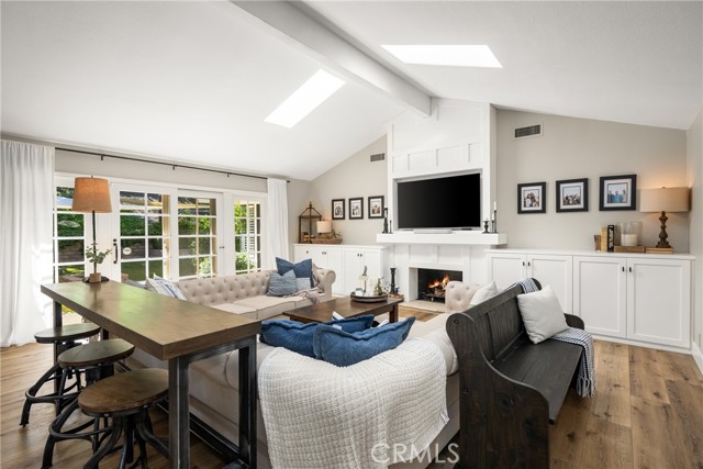 Detail Gallery Image 19 of 70 For 227 S Calle Grande, Orange,  CA 92869 - 3 Beds | 2 Baths