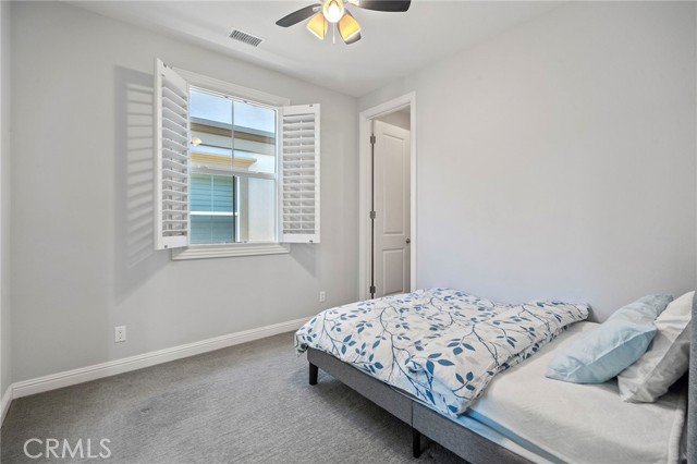 18 Goldenrod, Lake Forest CA: https://media.crmls.org/medias/803cb492-2b63-4623-a782-357044490f46.jpg