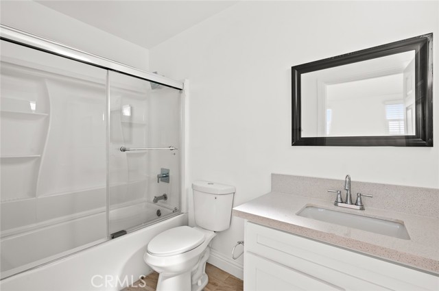 939 E 97th Street, Los Angeles CA: https://media.crmls.org/medias/803ce15e-dc19-4200-bfac-1a15536939e9.jpg