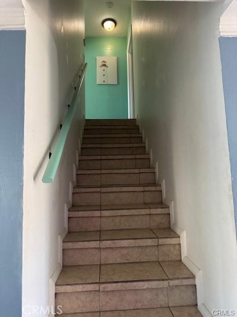 https://media.crmls.org/medias/803e87e2-0094-4174-bbc7-80831b212709.jpg?preset=X-Large
