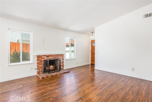 Detail Gallery Image 7 of 28 For 1812 Overland St, Colton,  CA 92324 - 3 Beds | 2 Baths