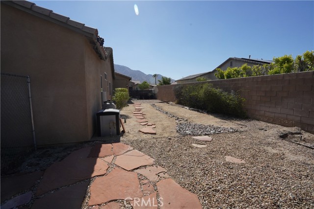 Detail Gallery Image 10 of 52 For 3870 Eastgate Rd, Palm Springs,  CA 92262 - 3 Beds | 2 Baths