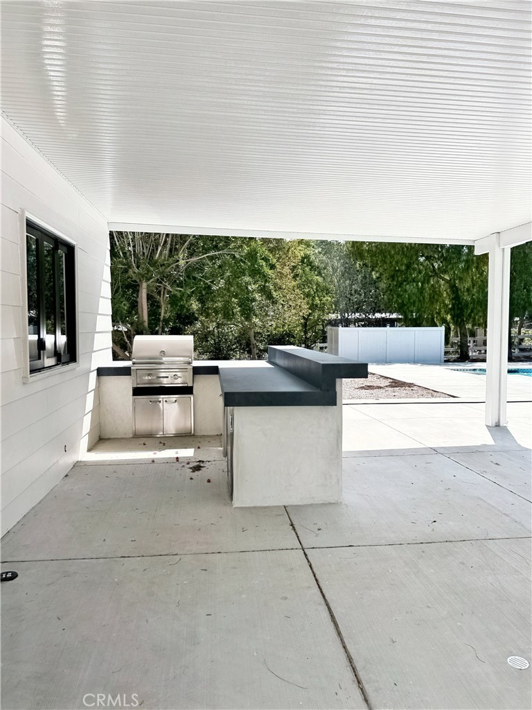 80402d30 E3ab 4176 859e B476ccdf2e68