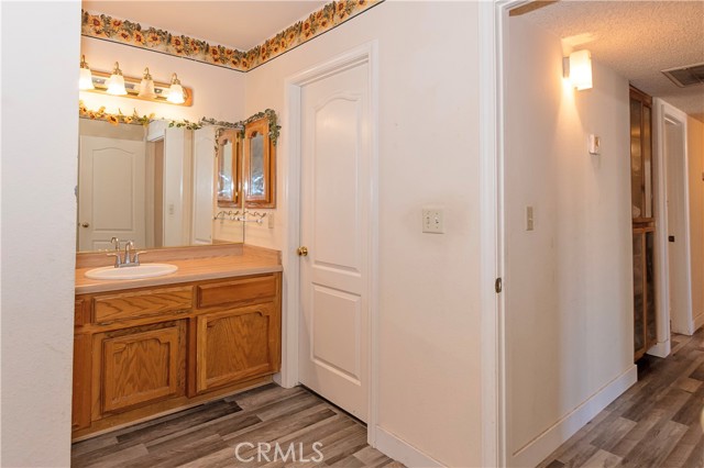 Detail Gallery Image 15 of 47 For 20412 90th St, California City,  CA 93505 - 3 Beds | 2 Baths