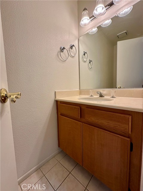 Detail Gallery Image 9 of 32 For 21375 via Del Gavilan, Yorba Linda,  CA 92887 - 3 Beds | 2/1 Baths