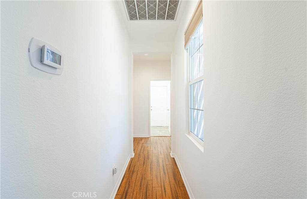 https://media.crmls.org/medias/80413214-53b0-4566-8c86-d7f136811dc3.jpg?preset=X-Large
