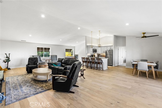 Detail Gallery Image 49 of 75 For 37731 via Baya, Murrieta,  CA 92562 - 7 Beds | 7/2 Baths