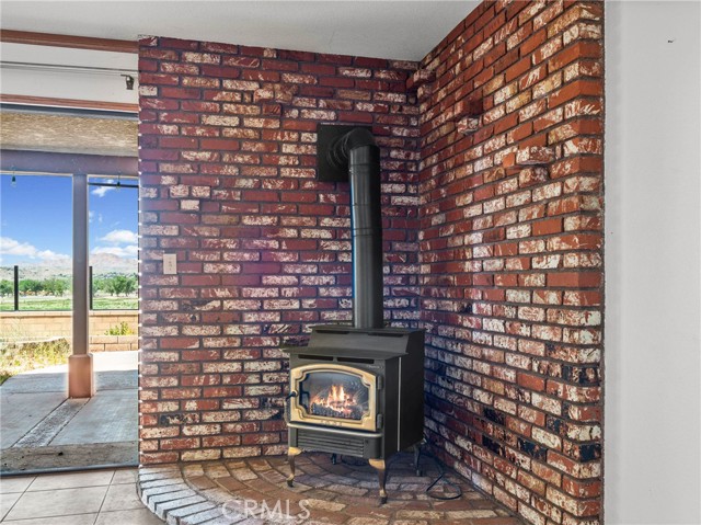 Detail Gallery Image 18 of 45 For 14053 Driftwood Dr, Victorville,  CA 92395 - 3 Beds | 2/1 Baths