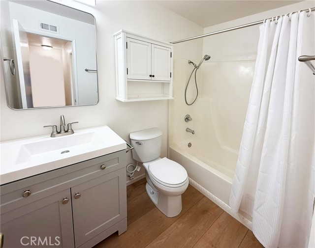Detail Gallery Image 22 of 37 For 18301 Patterson Lane #3,  Huntington Beach,  CA 92646 - 2 Beds | 1/1 Baths