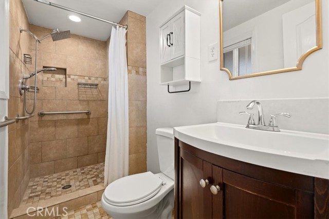 Detail Gallery Image 27 of 61 For 16357 Lisco, Whittier,  CA 90603 - 5 Beds | 3 Baths