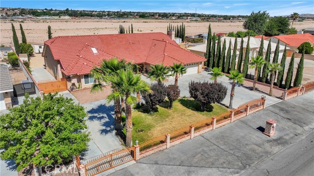 12450 Indian River Drive, Apple Valley CA: https://media.crmls.org/medias/8042e222-83d5-4758-a1f4-f2554b1cd365.jpg