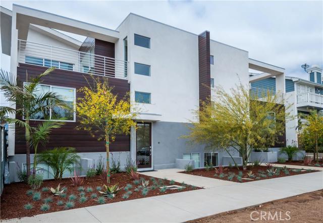 523 Broadway, Redondo Beach, California 90277, 4 Bedrooms Bedrooms, ,3 BathroomsBathrooms,Residential,Sold,Broadway,SB16095379