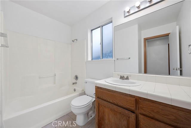 Detail Gallery Image 14 of 23 For 1644 W Date Ave, Porterville,  CA 93257 - 3 Beds | 2 Baths