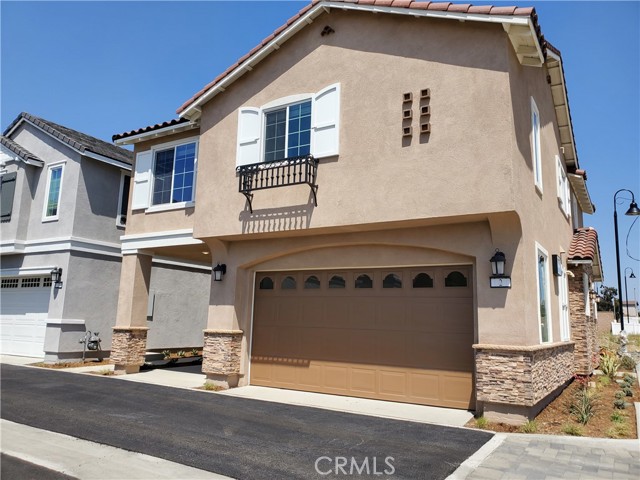 Detail Gallery Image 3 of 29 For 15234 Ridge Ln, Fontana,  CA 92336 - 3 Beds | 2/1 Baths