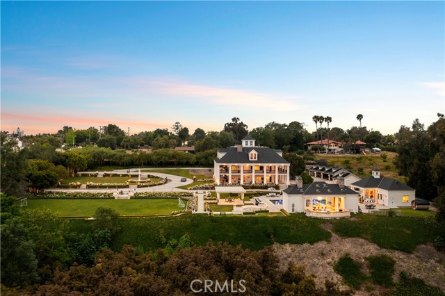 Detail Gallery Image 4 of 20 For 85 Crestview, Camarillo,  CA 93010 - 7 Beds | 8 Baths