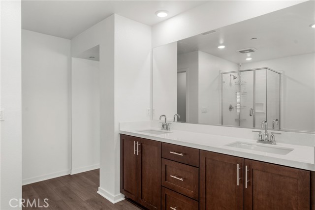 Detail Gallery Image 21 of 36 For 24283 Juni Ct, Corona,  CA 92883 - 4 Beds | 3 Baths