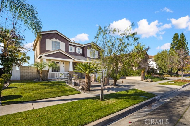 Detail Gallery Image 4 of 61 For 1671 N Rocky, Upland,  CA 91784 - 4 Beds | 3 Baths