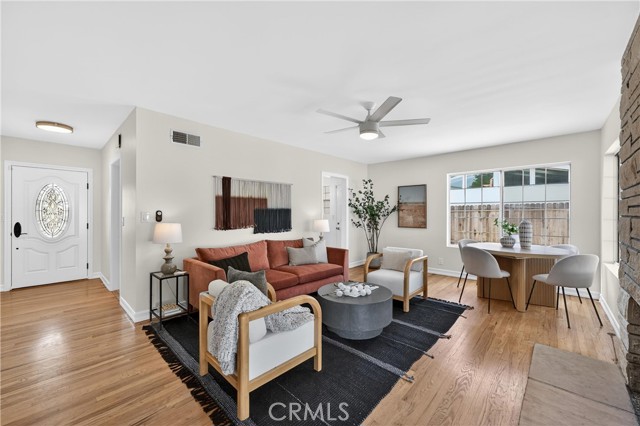 Detail Gallery Image 16 of 61 For 3023 Murray, Costa Mesa,  CA 92626 - 4 Beds | 2 Baths