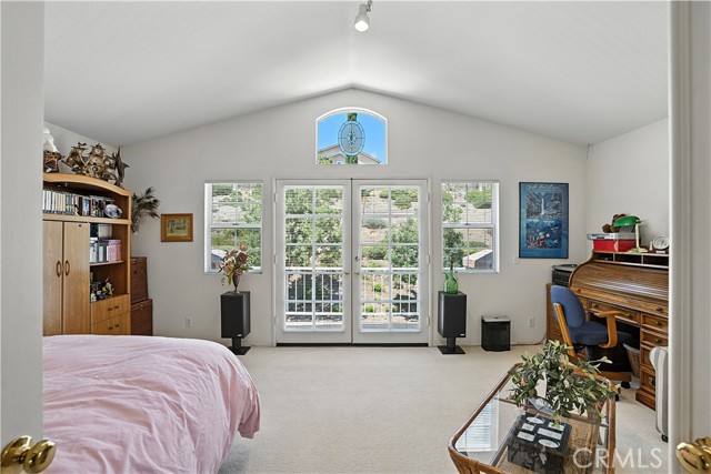 51 Corte Madera, Lake Elsinore CA: https://media.crmls.org/medias/804882c3-1757-4be0-ad4a-7bed6cf76b06.jpg