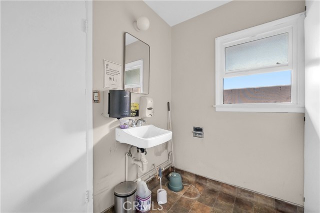 Detail Gallery Image 45 of 58 For 412 N San Gabriel, Azusa,  CA 91702 - – Beds | – Baths