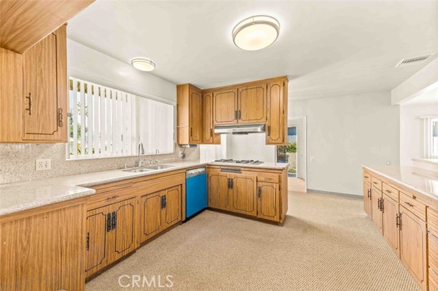 Detail Gallery Image 11 of 33 For 138 S Hacienda, Glendora,  CA 91741 - 3 Beds | 3 Baths