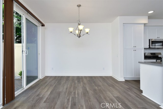 Detail Gallery Image 7 of 49 For 15163 W Rachel, –,  CA 91345 - 4 Beds | 3 Baths