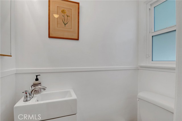 3780 Beethoven Street, Los Angeles CA: https://media.crmls.org/medias/804b1246-a6d5-4a49-b2a0-2805df655b9e.jpg
