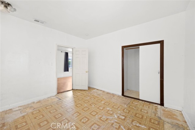 1222 N Virgil Avenue, Los Angeles CA: https://media.crmls.org/medias/804b150f-69dd-4c44-bf56-4805f2a79ad0.jpg
