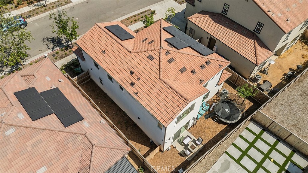 https://media.crmls.org/medias/804c0cc7-5556-4c87-81a4-0425e993918c.jpg?preset=X-Large