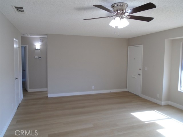 Detail Gallery Image 3 of 15 For 26210 Lancaster, Menifee,  CA 92586 - 2 Beds | 1 Baths